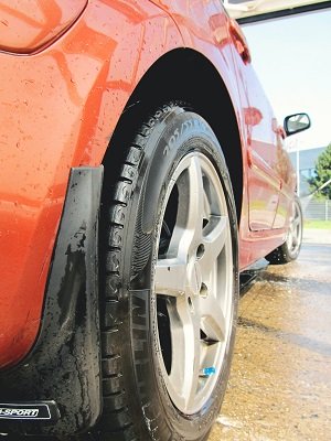 Car tire