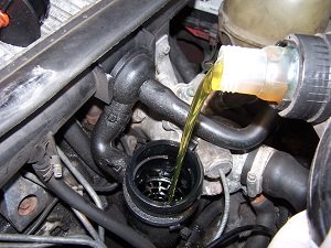 Engine Oil refueling